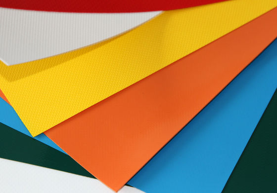 0.90mm chống tia cực tím PVC chống nước Laminated Tarpaulin cho vật liệu sức mạnh cao thuyền bơm