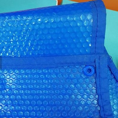 Bụi chống bụi PE bong bóng phim mặt trời bể bơi chăn 4M * 9.50M chống tia cực tím 18 tháng