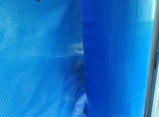 9M × 16M Bubble Sun Heat Insulation Spa Bàn bơi chăn che hai màu Poly Carbonate