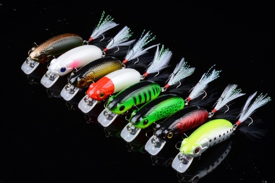 Máy đánh cá mồi Minnow 6cm / 9.8g Black Feather Hook ABS nhựa