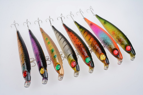 8 màu 17.50CM/39.20g 2# Hooks Perch,Crucian,Culter Alburnus Big Minnow