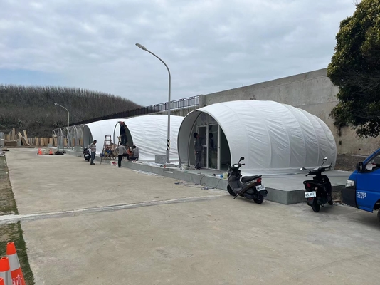 5mx7m ngoài trời Cắm trại Shell Tent Thép khung cách ly ấm